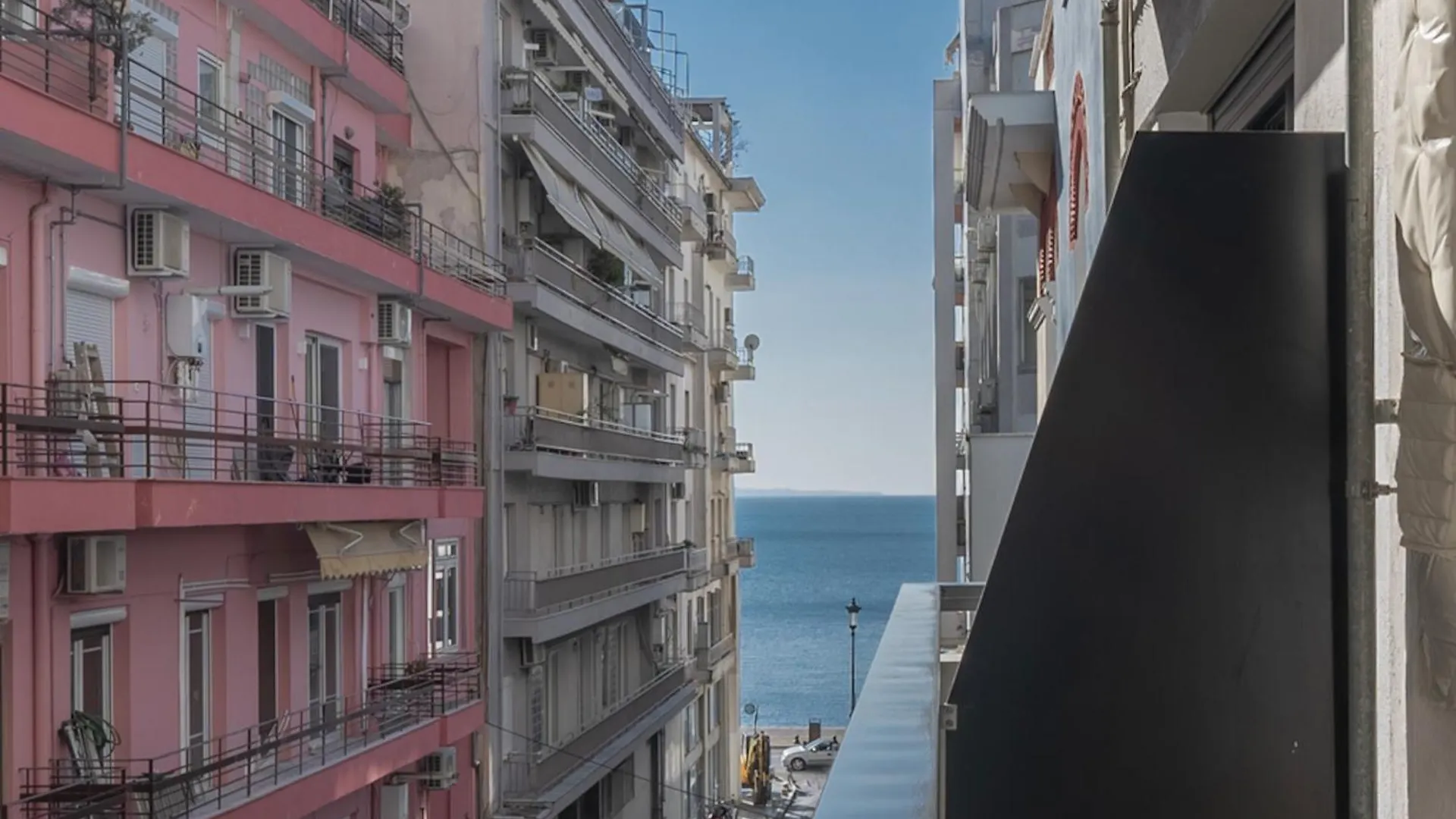 Galleries Elegant Suites Thessaloniki Greece