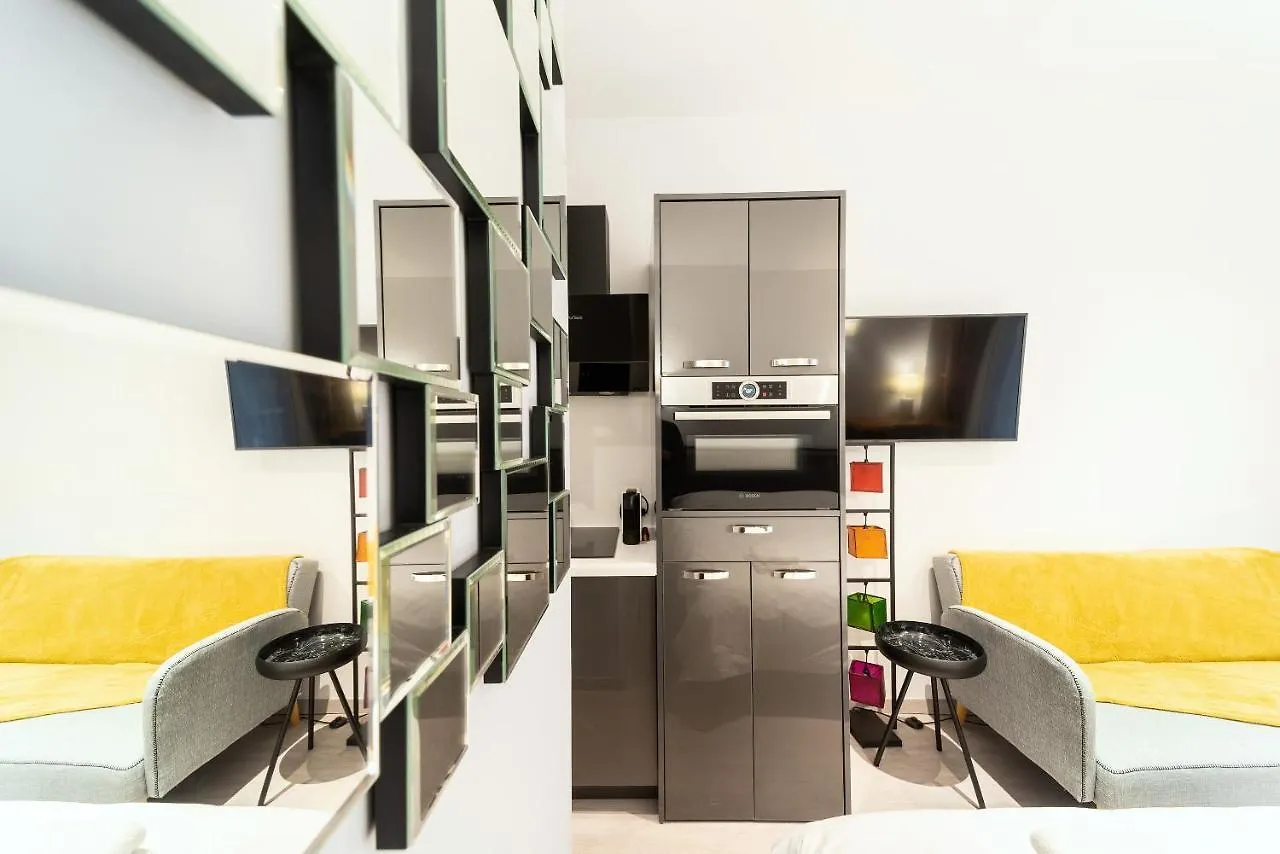 סלוניקי Galleries Elegant Suites דירה