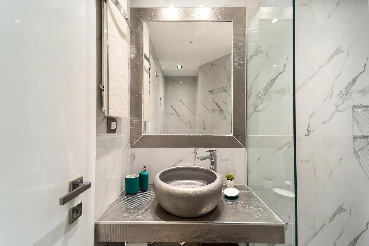 Galleries Elegant Suites Thessaloniki 0*,